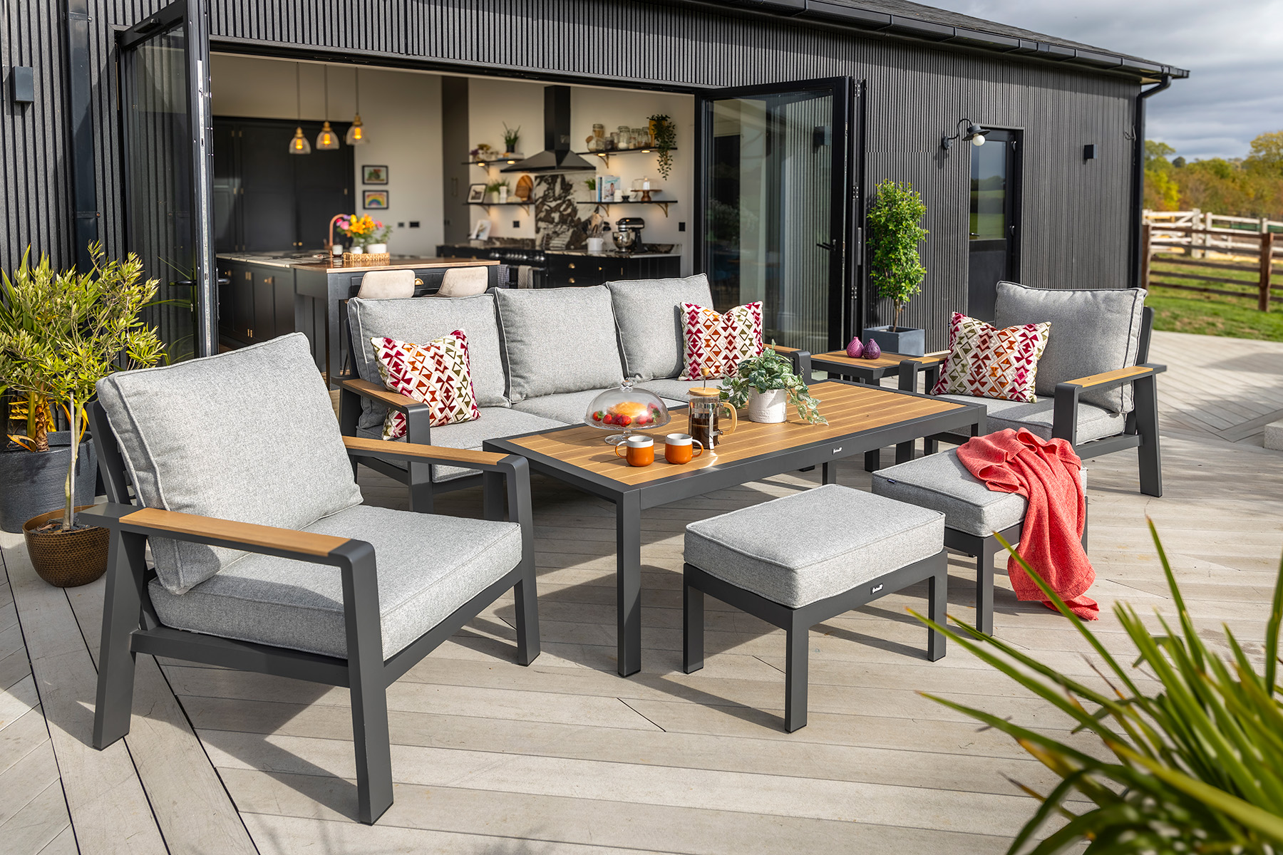 Sonas 3 Seat Lounge Set